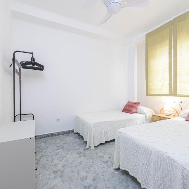 WintowinRentals Ubicación fabulosa, completo apartamento con Parking en el Soho de Málaga - Apartamento de 3 dormitorios - 34