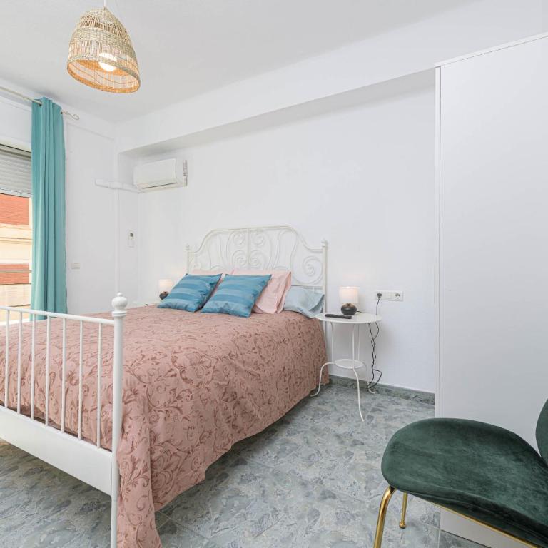WintowinRentals Ubicación fabulosa, completo apartamento con Parking en el Soho de Málaga - Apartamento de 3 dormitorios - 26