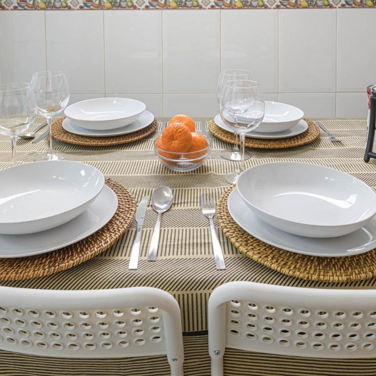 WintowinRentals Ubicación fabulosa, completo apartamento con Parking en el Soho de Málaga - Apartamento de 3 dormitorios - 18