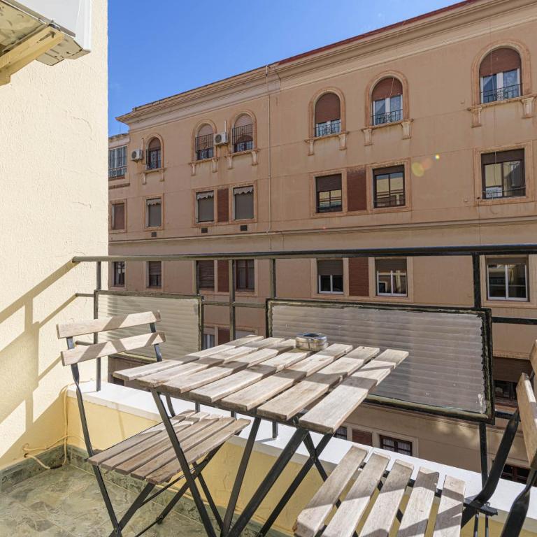 WintowinRentals Ubicación fabulosa, completo apartamento con Parking en el Soho de Málaga - Apartamento de 3 dormitorios - 28