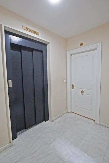 Sevilla Clásica: amigos y familia. Parking gratis! - Apartamento de 3 dormitorios - 31