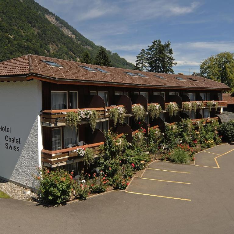 Hotel Chalet Swiss - Family Quad Room with Balcony - 9