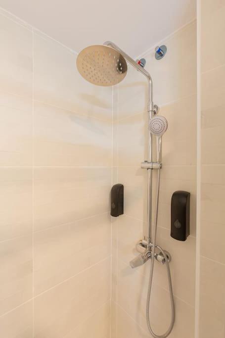 Amplio piso a 300m de Retiro - One-Bedroom Apartment - 14