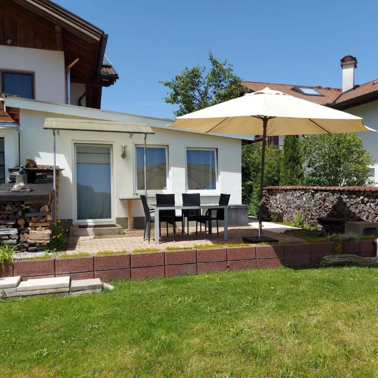 Ferienbungalow Schlossblick - Apartment mit Blick auf die Berge - 14