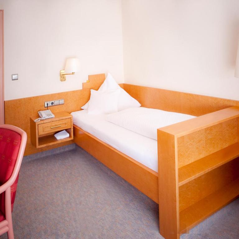 Kurhotel Roswitha - Comfort Einzelzimmer mit Balkon - 1