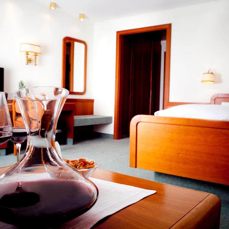 Kurhotel Roswitha - Doppelzimmer - 4