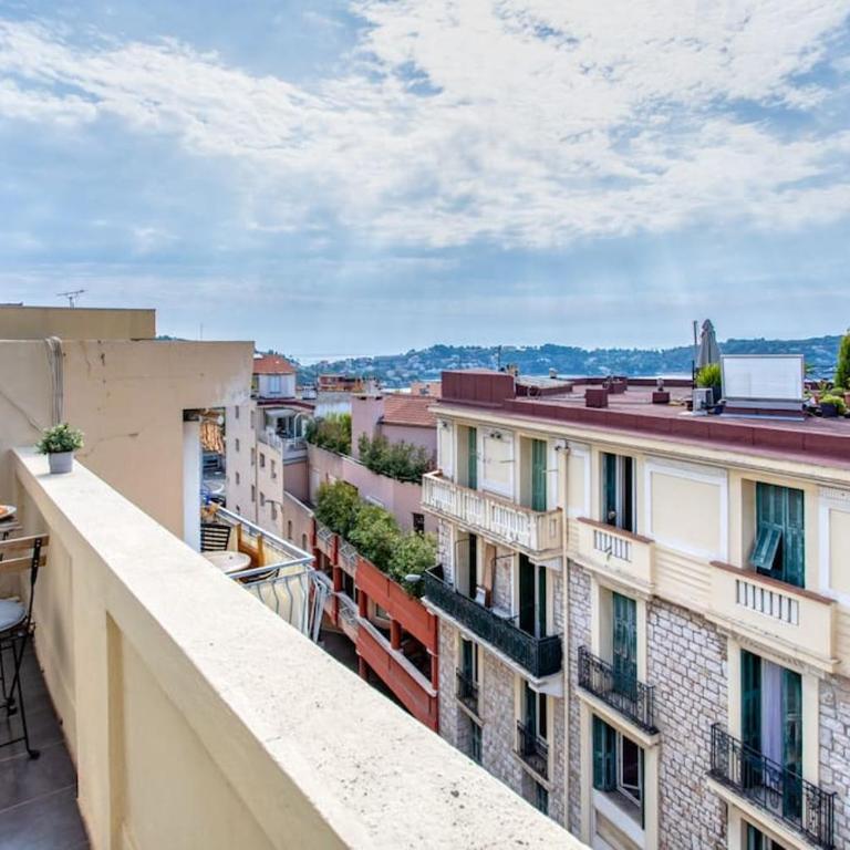 #24 Staywizus - Marie-Claire Suite Sea view balcony AC 5min port - Appartement 2 Chambres - 35