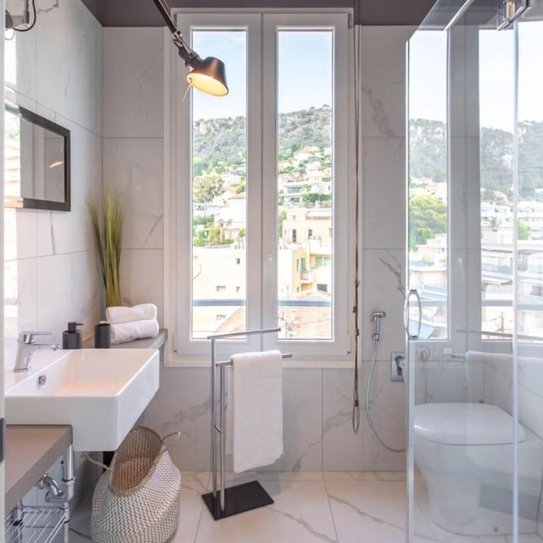 #24 Staywizus - Marie-Claire Suite Sea view balcony AC 5min port - Appartement 2 Chambres - 44