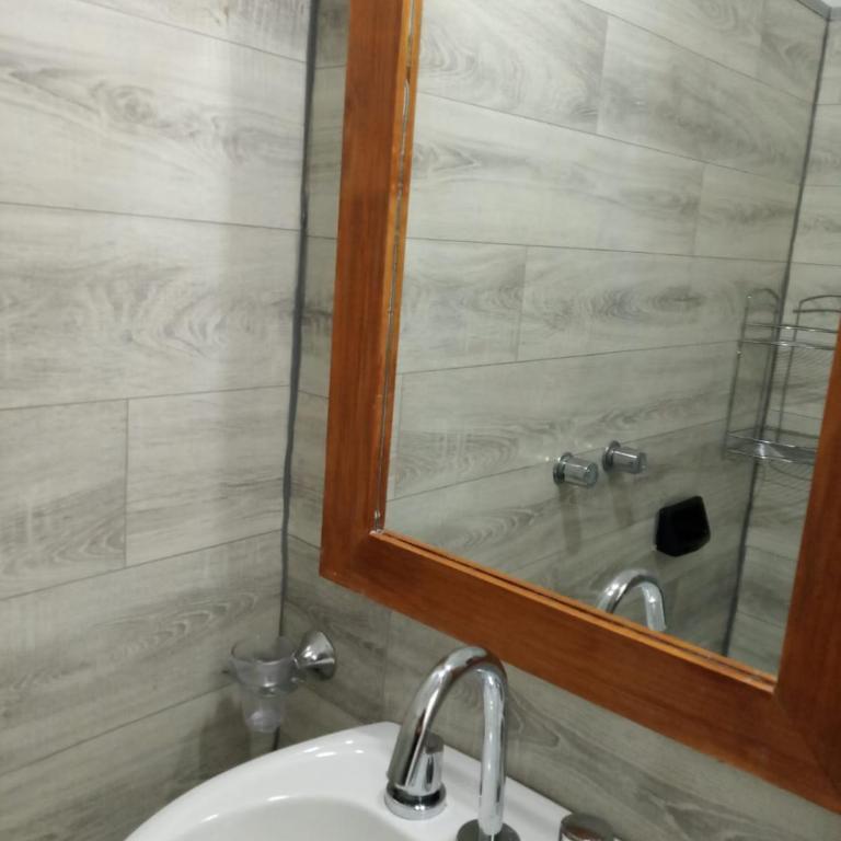 Yanquetruz - Habitación Doble con balcón - 2 camas - 5
