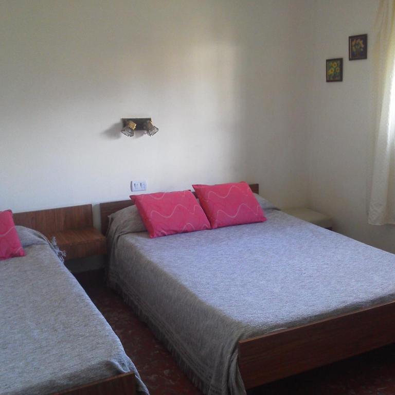 La Casa de Ramatis Posada - Standard Twin Room - 3