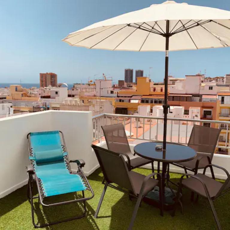 ATICO CON TERRAZA, CENTRO DE SANTA CRUZ DE TENERIFE - Apartamento de 2 dormitorios - 1