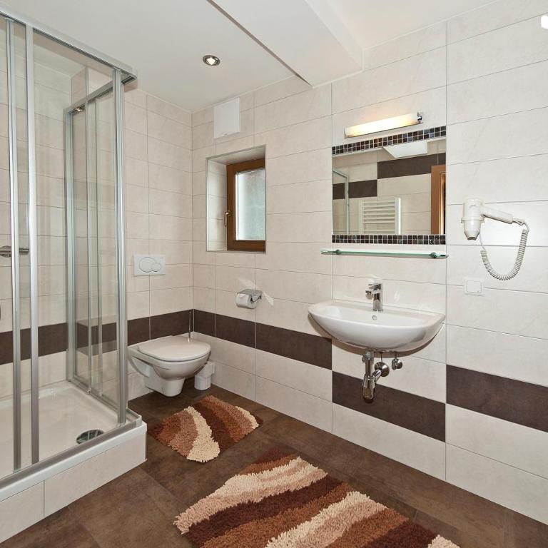 Appartement Haus Burgblick - Apartment mit 3 Schlafzimmern - 5