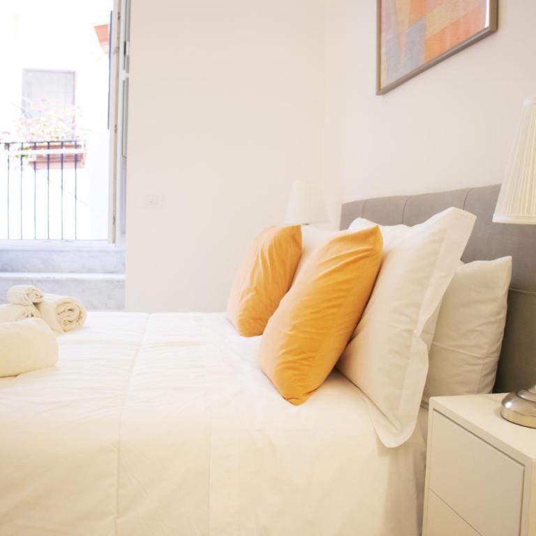 Aragona15 Suites - Studio with Balcony - 17