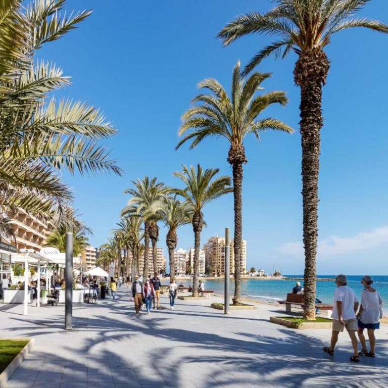 Paradiso Aldea Del Mar - Renovated 2BR Apartment - 300m from the Beach - Two-Bedroom Apartment - 10