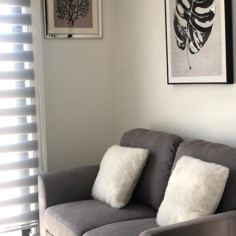 Departamento Los Canelos, a metros de Avenida Las Industrias- Incluye, NETFLIX DirecTV aire acondicionado, Internet - Apartamento de 1 dormitorio - 2