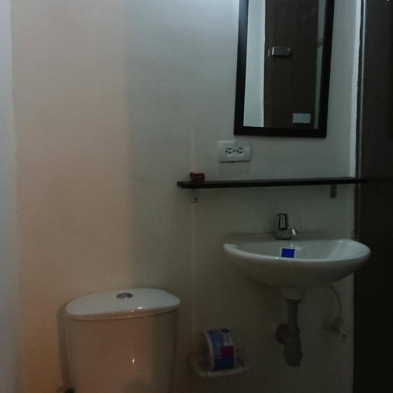 Apartasuites Medellin Laureles Nogal - Apartamento de 1 dormitorio - 2