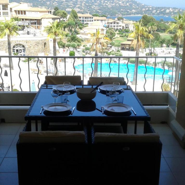 APPARTEMENT CAP ESTEREL CLIMATISE VUE MER - Appartement 1 Chambre - 12
