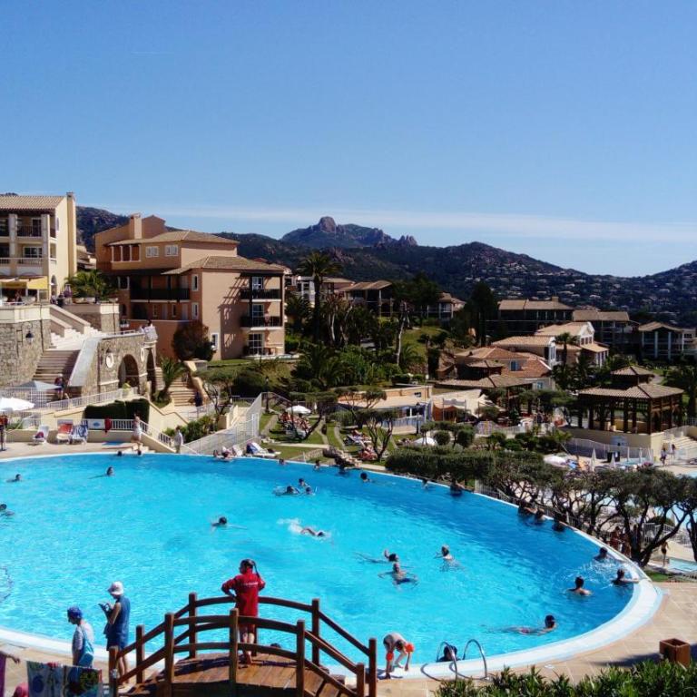 APPARTEMENT CAP ESTEREL CLIMATISE VUE MER - Appartement 1 Chambre - 13