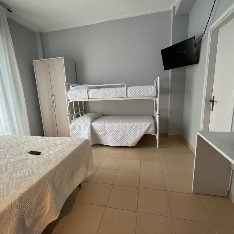 Hotel Le Ali - Quadruple Room - 1