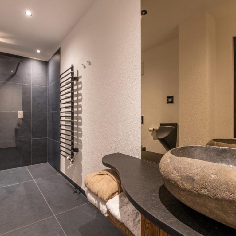 Villa Carolina - Appartamento con 3 Camere da Letto - 40