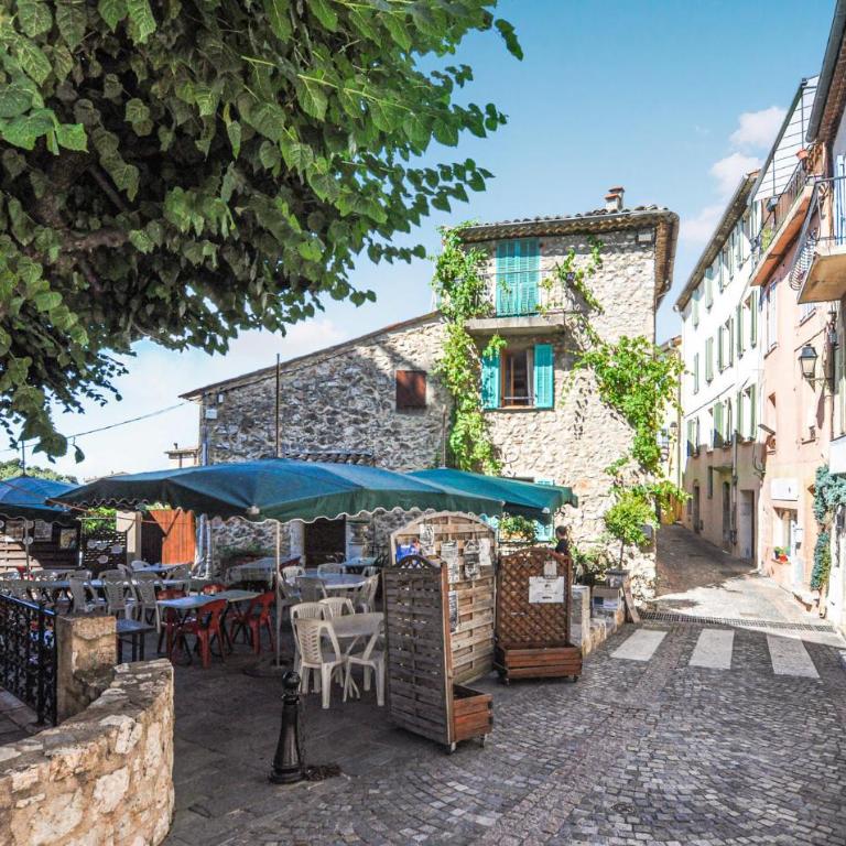 Amazing Home In La Gaude With House Sea View - Maison de Vacances 4 Chambres - 33