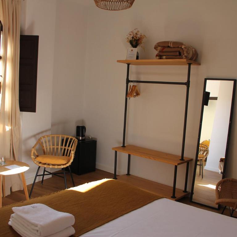 La Piquera Hostal - Suite con terraza - 2