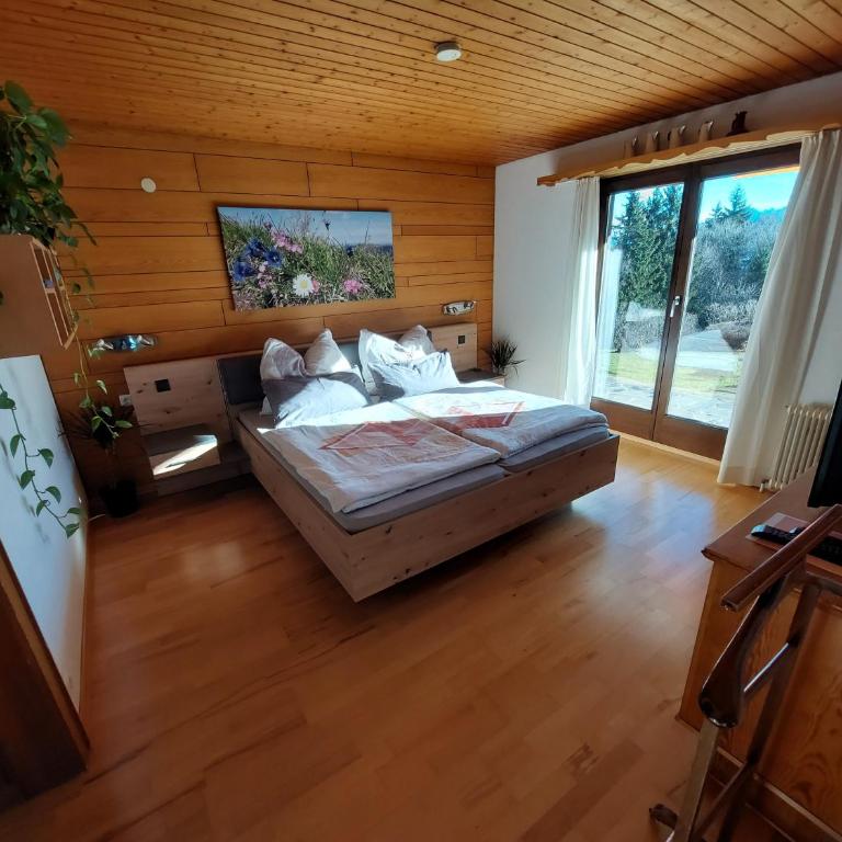 Ferienwohnung Tschengla mit eigener Sonnenterrasse - Wiese - Wlan - Appartamento - 10