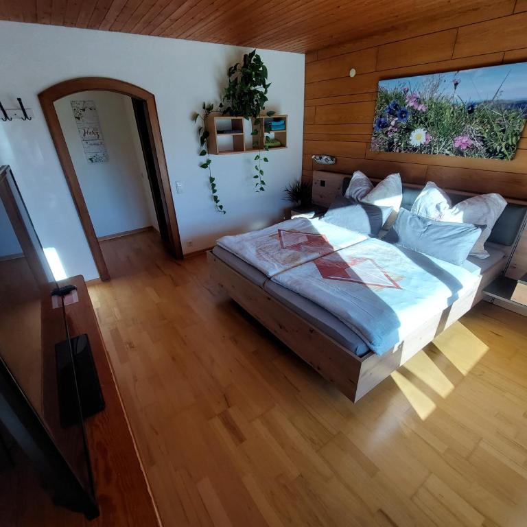 Ferienwohnung Tschengla mit eigener Sonnenterrasse - Wiese - Wlan - Appartamento - 9
