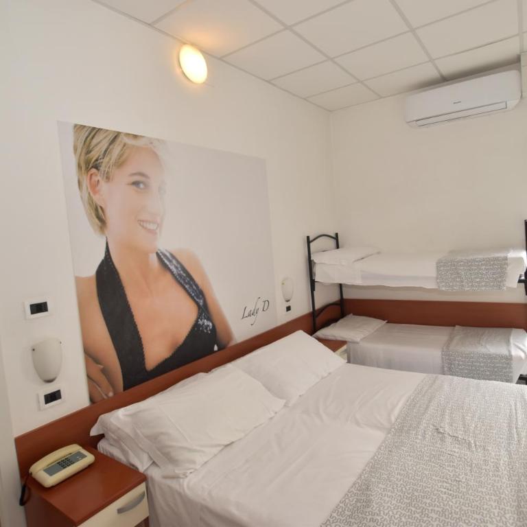 Hotel Villa del Parco - Camera Quadrupla Standard - 1