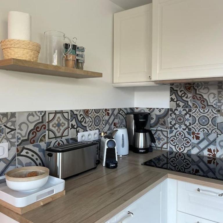 Charmant T2 classé 3 étoiles jardin arboré climatisé parking - Appartement 1 Chambre - 9
