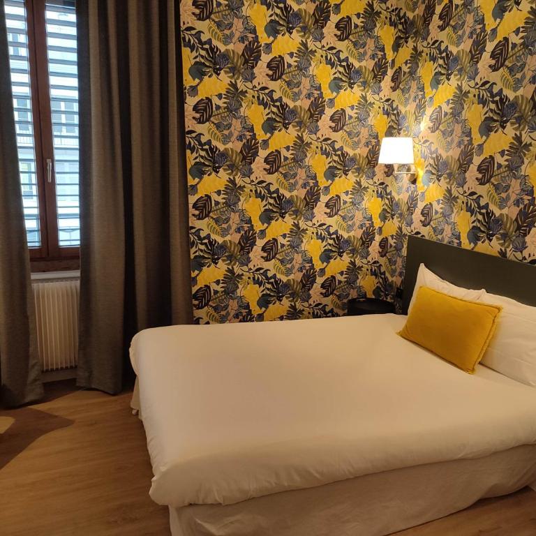 Grand Hotel De La Poste - Lyon Sud - Vienne - Chambre Triple Supérieure - 3
