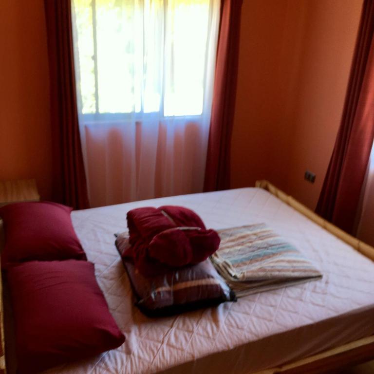 Casa Lago Caburgua - Three-Bedroom House - 4