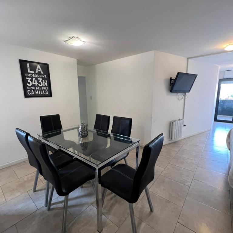Departamento B° Guemes con cochera - Apartamento de 2 dormitorios - 8