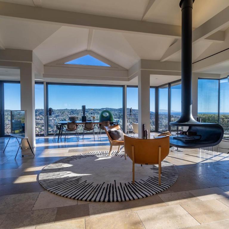 Mougins Collection - Magnifique Maison du Vieux Village de Mougins, avec Bassin à débordement et vues Mer et Montagnes - Villa - Vue sur Mer - 1