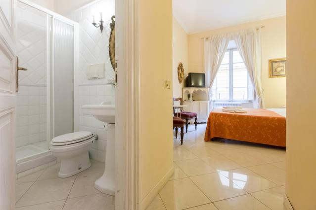 Maison de Marta - Camera Matrimoniale/Doppia con Letti Singoli con Bagno Privato - 2