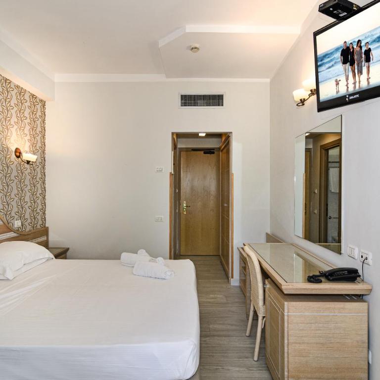 Hotel Nedy - Camera Matrimoniale Standard - 3