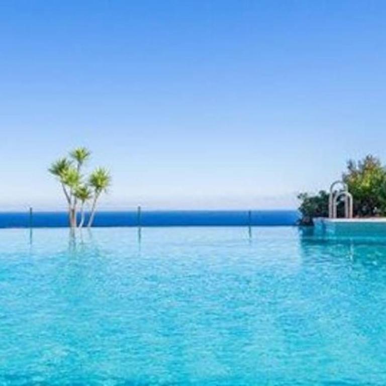 Elegant apartment, stunning views, fully renovated in la Hacienda del Senorio de Cifuentes - Apartamento con vistas al mar - 1