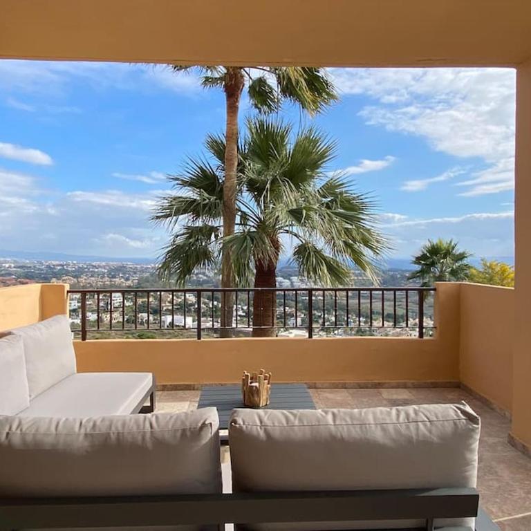 Elegant apartment, stunning views, fully renovated in la Hacienda del Senorio de Cifuentes - Apartamento con vistas al mar - 2