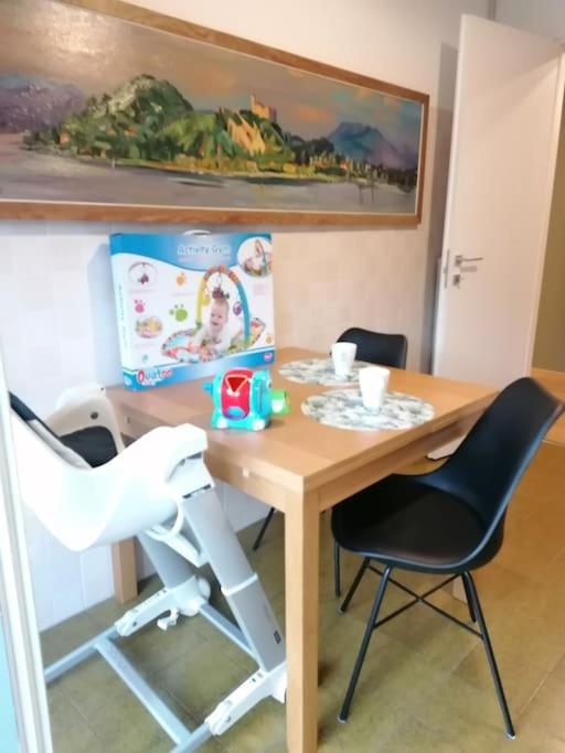 Arona 03 centralissimo ampio bilocale con garage - Appartamento con 1 Camera da Letto - 12