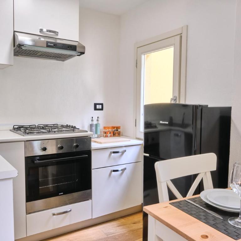 [CENTRO-LECCO] Romantico Appartamento sul Lago - Appartamento con 1 Camera da Letto - 6