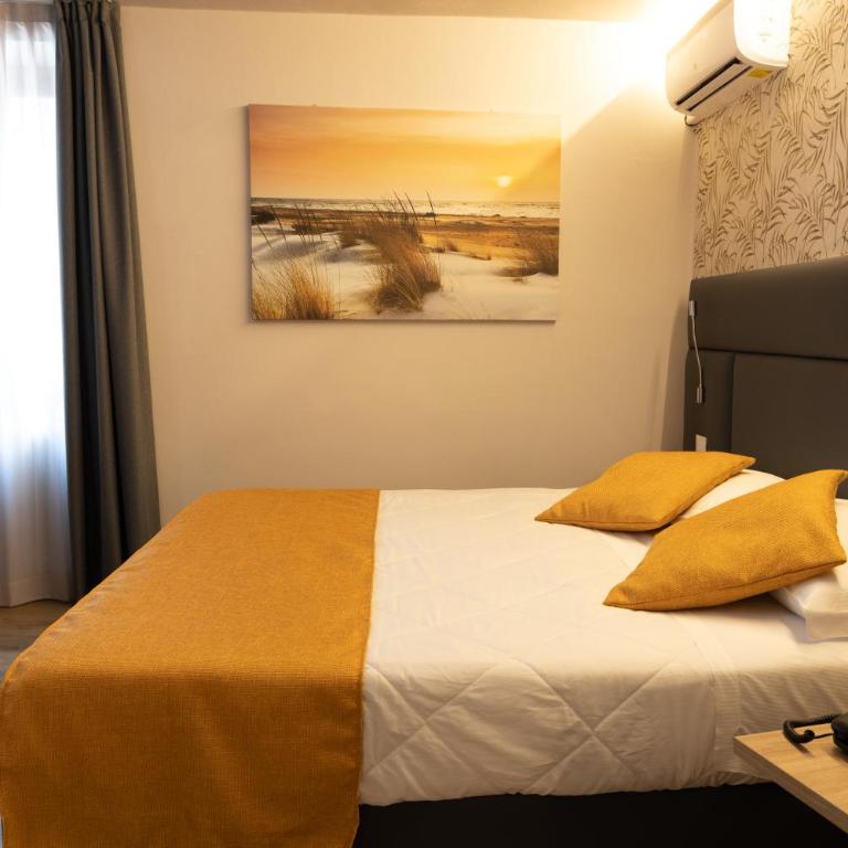 Bike Hotel Touring Gardone Riviera & Wellness - Camera Standard Matrimoniale/Doppia con Letti Singoli - 3