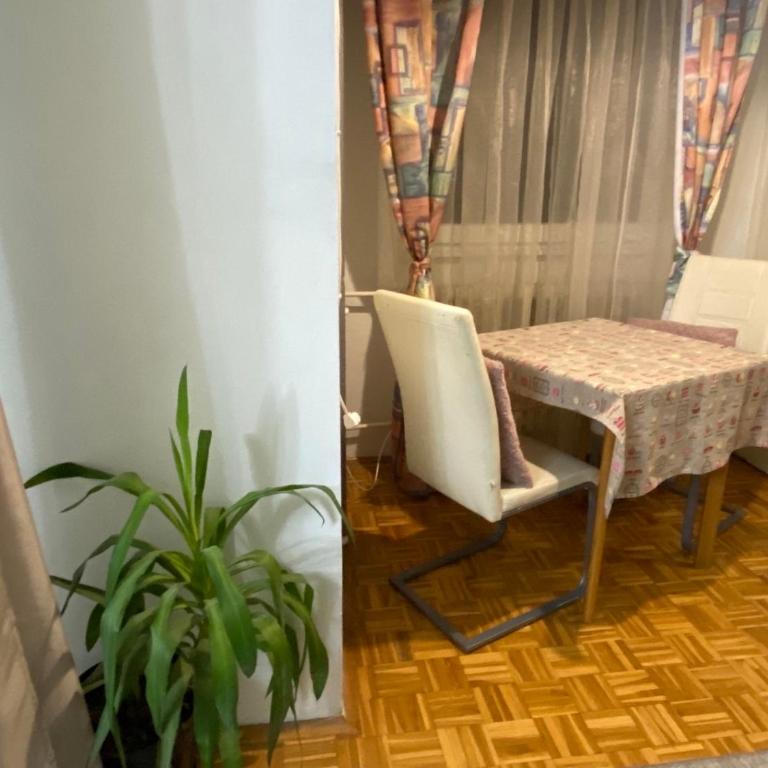 Dan i noc - Apartman sa 2 Spavaće Sobe - 35