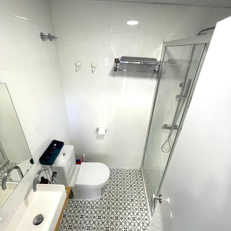 Plaza de España independent house - Four-Bedroom House - 21