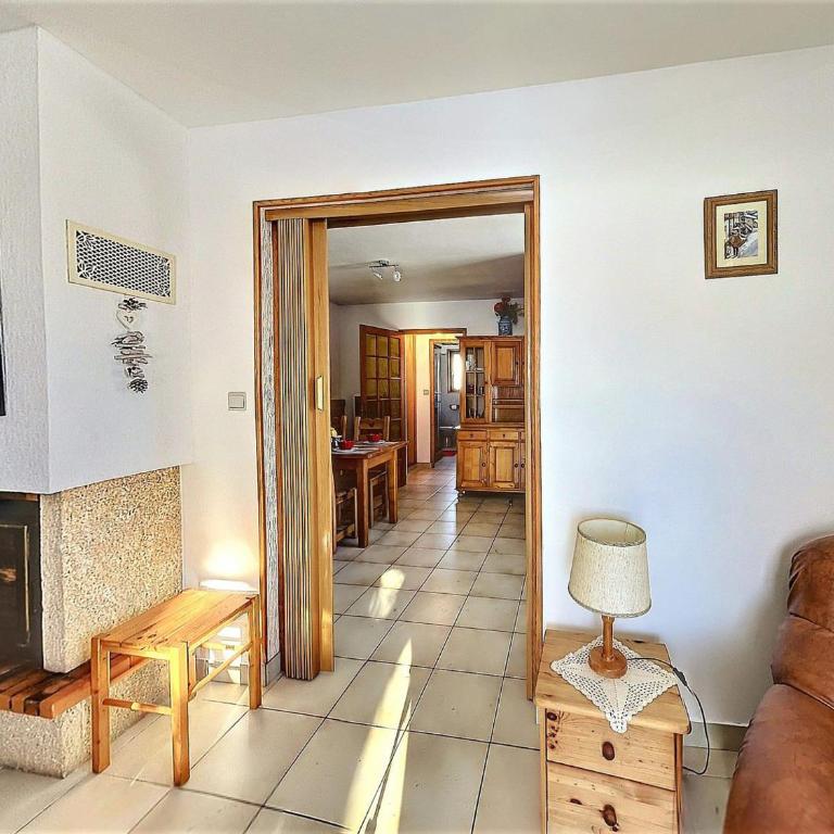 Appartement Chalet 46m², Garage, Proche Pistes, WIFI - Appartement 1 Chambre - 3