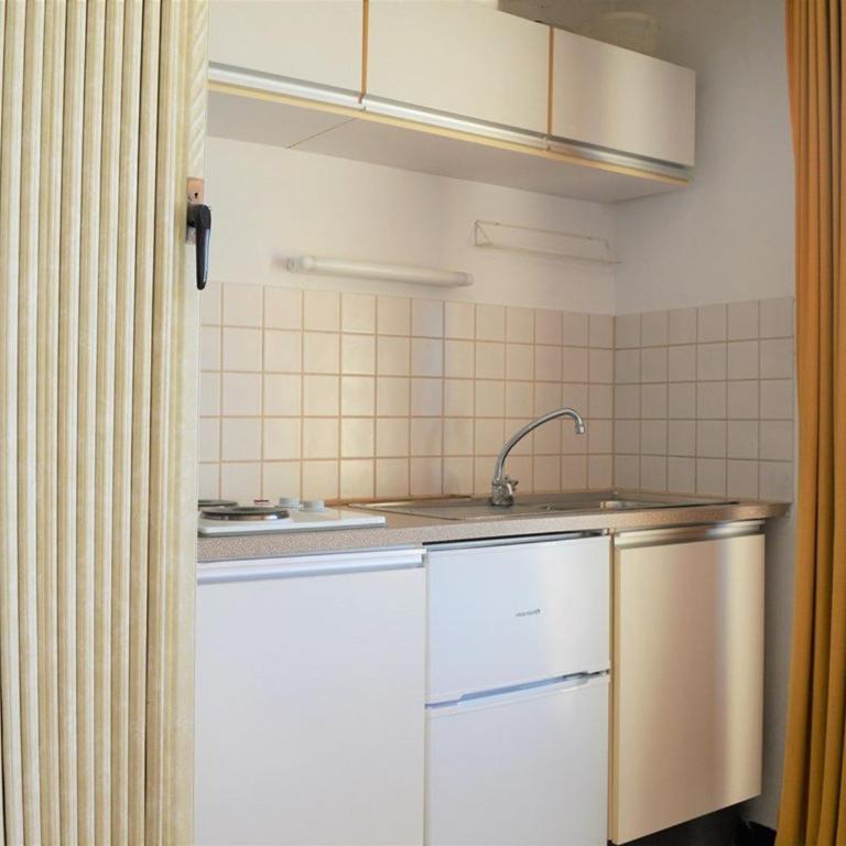 Studio sur plage Cavalière avec terrasse, 1er étage, 2 couchages - FR-1-251-80 - Appartement (2 Adultes) - 4