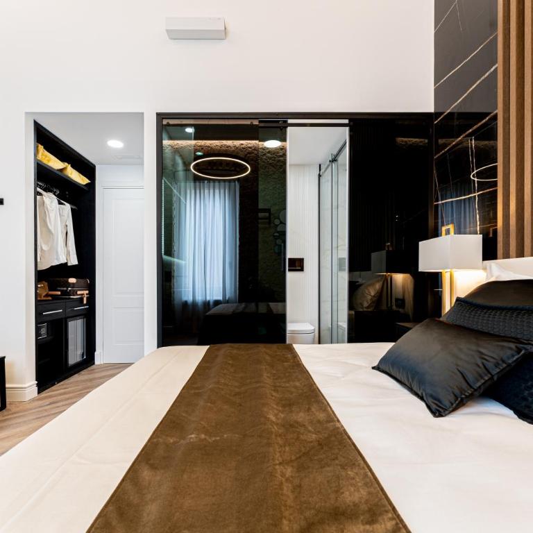 Nero Luxury Suites - Camera Deluxe - 10
