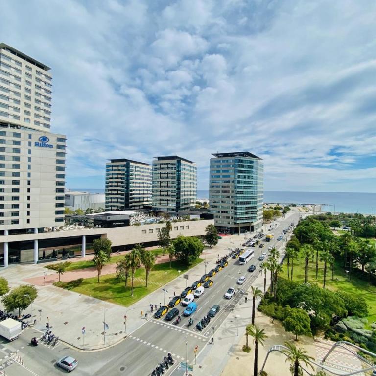 Akira Flats Diagonal Mar Apartments - Four-Bedroom Apartment with Sea View - 10th Floor - 22