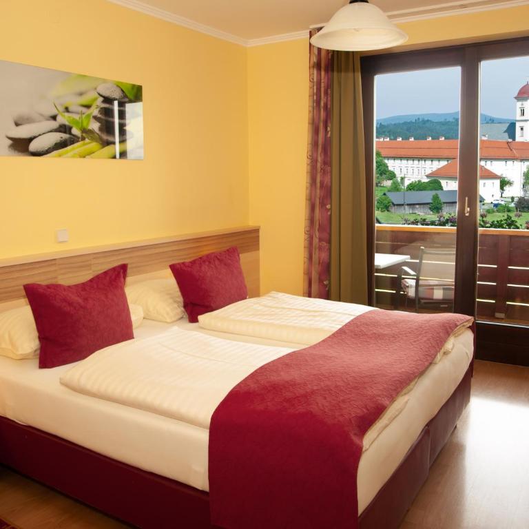 Hotel Fasching - Comfort Doppelzimmer mit Balkon und Seeblick - 3