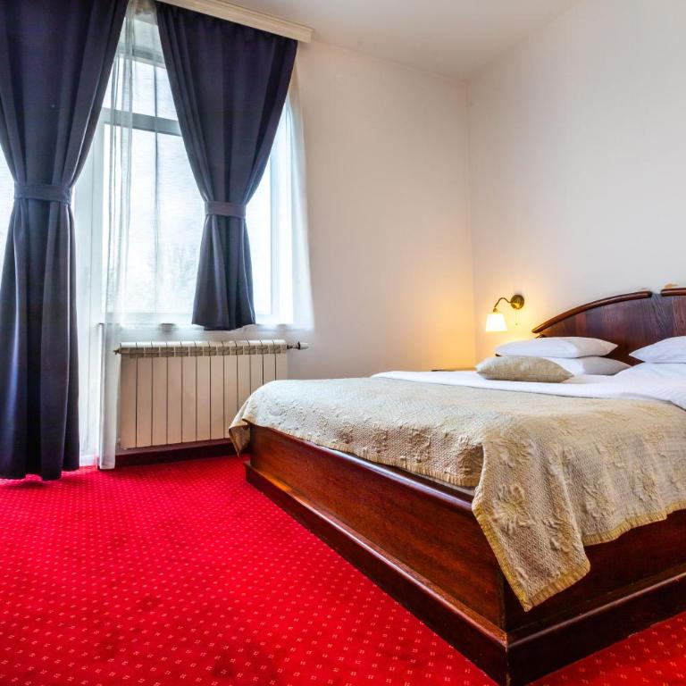 Garni Hotel Royal Crown - Chambre Double avec Balcon (2 Adultes + 1 Enfant) - 6
