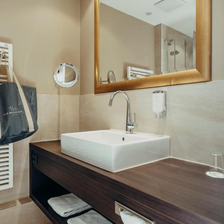 Wellness & Thermal Retreat Das Mühlbach - Deluxe Einzelzimmer mit Balkon - 3